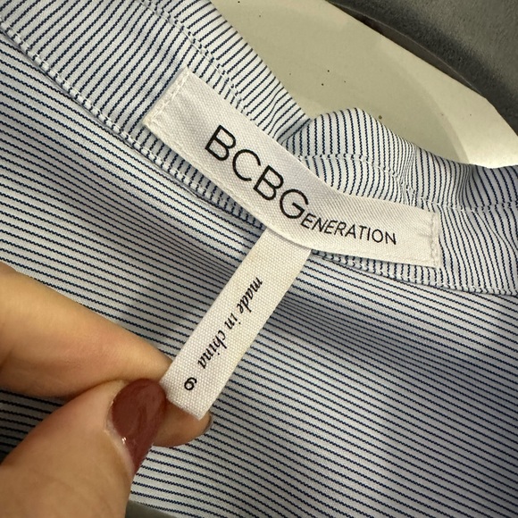 BCBGeneration Preppy Blue Stripped collar Dress, Size 6 - Picture 2 of 3